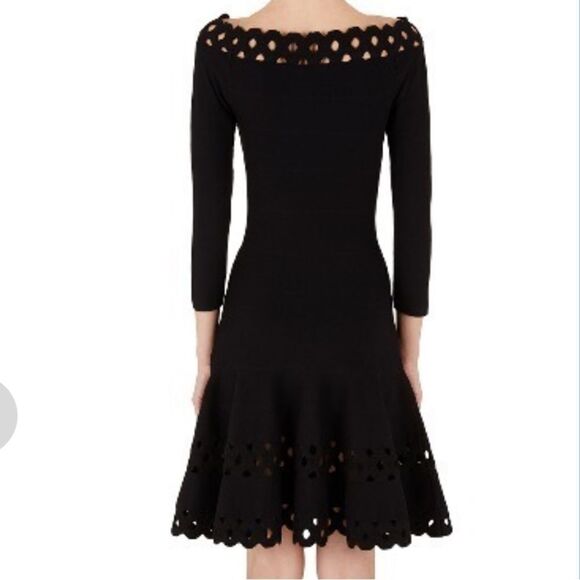 EMPORIO ARMANI Off-shoulder Lasercut Women’s Dress size 48 $698 - Picture 1 of 9